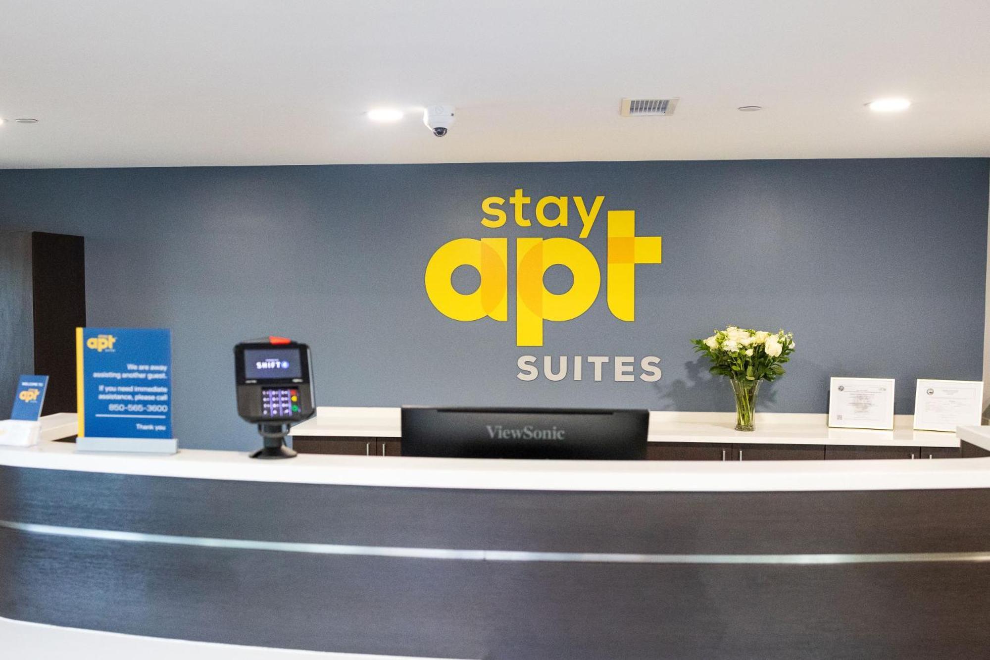Stayapt Suites Raleigh-Durham/Rtp Clegg Zewnętrze zdjęcie
